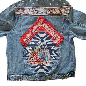 NEW Savanna Jane Blue Denim Jacket Size L Embroidered Floral Teepee Distressed